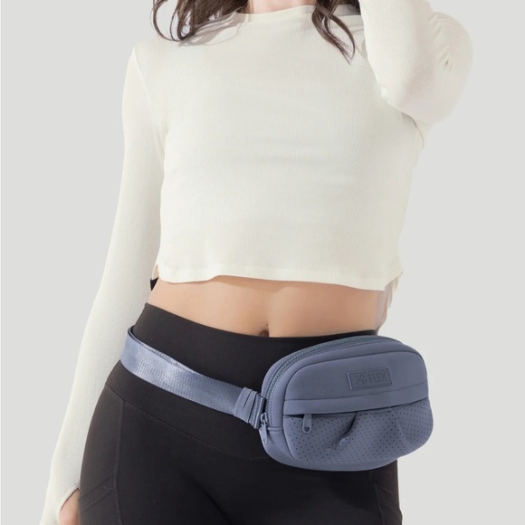 Popflex Bridget Belt Bag Soft Blue - Picture 4 of 6